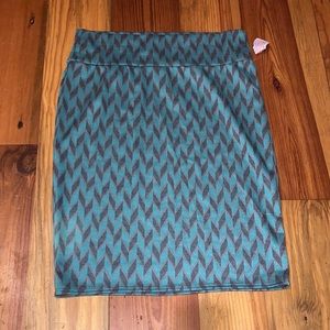 Lularoe NWT pencil skirt green pattern Sz 2XL